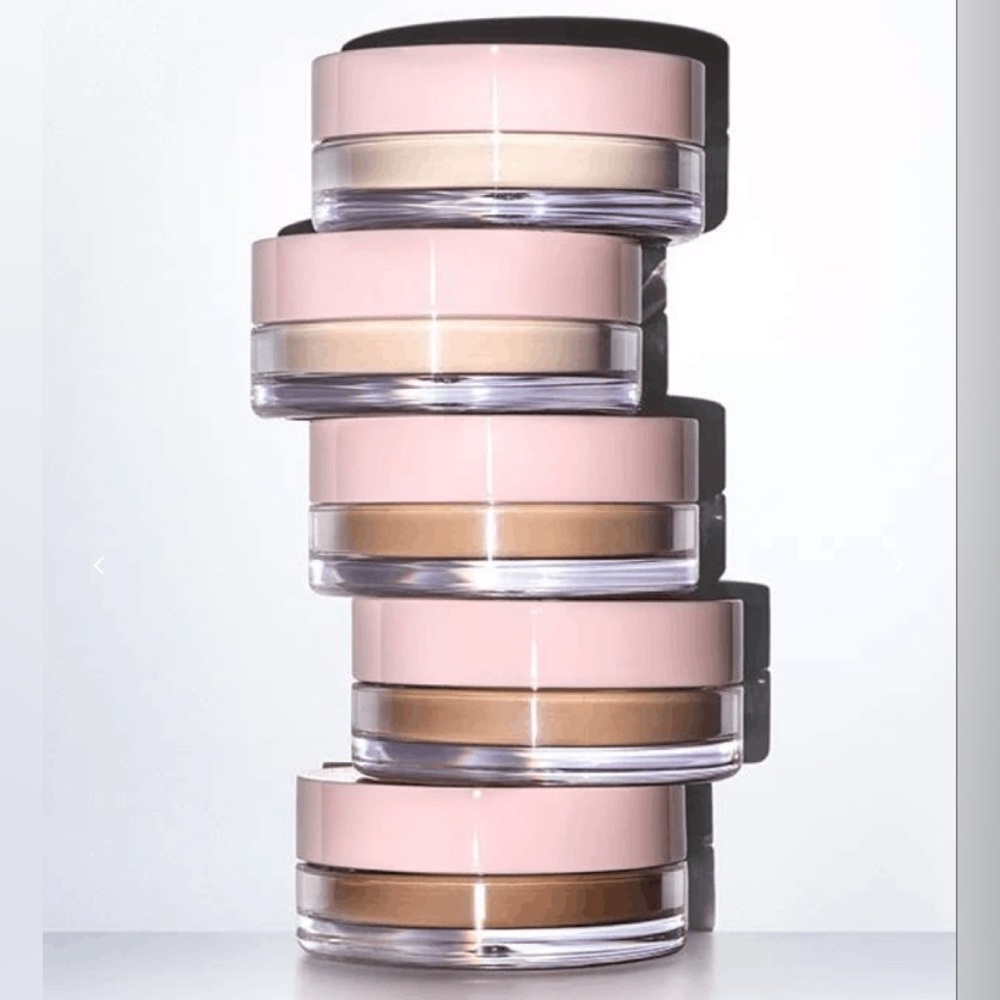 Glossier Wowder G5-G7
